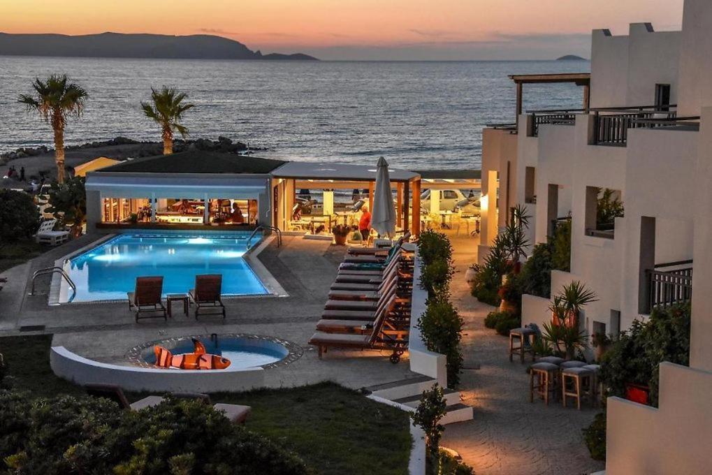 Yria Beach Hotel Kokkini Hani Kültér fotó